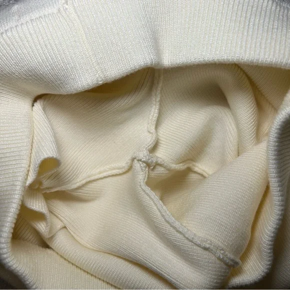 Adanola Crop Top and Biker Shorts Set Cream Size Small - Picture 13 of 14